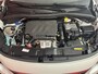 Peugeot 2008 1.2 PureTech Allure  | Automaat | Navigatie | Climate Control | Trekhaak | PDC |