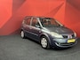 Renault Grand Scenic 2.0-16V Business Line 7p. | Radio CD | Clima | APK 27-10-2026 |
