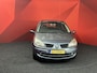 Renault Grand Scenic 2.0-16V Business Line 7p. | Radio CD | Clima | APK 27-10-2026 |