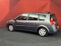 Renault Grand Scenic 2.0-16V Business Line 7p. | Radio CD | Clima | APK 27-10-2026 |