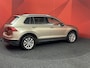 Volkswagen Tiguan 2.0 TDI Connected Series | Automaat | Stoelverwarming | Pano | Adaptive Cruise | APK 21-01-2027 |