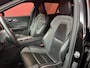 Volvo V60 2.0 B4 R-Design | BTW | Memory | Trekhaak | Stoelverwarming | Apk 01-2028