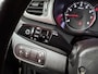 Kia Carens 2.0 GDi First Edition | 7 Pers | Trekhaak | Navigatie | Cruise Control |