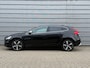 Volvo V40 T4 190PK R-Design | Panoramadak | Park Assist | Camera | Stoel verw. | Bluetooth