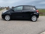 Toyota Yaris 1.3 VVTi Dynamic 5DRS 6BAK AIRCO NAP 101PK GOED ONDERHOUDEN