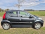 Peugeot 107 1.0-12V Millesim 200 5 deurs airco 1 ste eigenaar