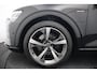 Audi E-tron e-tron 50 quattro Launch edition plus 71 kWh SOH 95,2% | Panoramadak | Camera | Twin Leder | Navigatie | Led