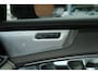 Volvo XC90 T8 Plug-in hybrid AWD Ultra Dark | Panoramadak | Luchtvering | Head-up display | 360 graden camera | Verwarmbare voorstoelen+achterbank+stuurwiel | Premium audio by Bowers&Wilkins | 7 zits | 21 inch Lichtmetalen velgen |