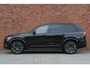 Volvo XC90 T8 Plug-in hybrid AWD Ultra Dark | Panoramadak | Luchtvering | Head-up display | 360 graden camera | Verwarmbare voorstoelen+achterbank+stuurwiel | Premium audio by Bowers&Wilkins | 7 zits | 21 inch Lichtmetalen velgen |