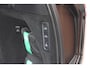 Volvo XC90 T8 Plug-in hybrid AWD Ultra Dark | Panoramadak | Luchtvering | Head-up display | 360 graden camera | Verwarmbare voorstoelen+achterbank+stuurwiel | Premium audio by Bowers&Wilkins | 7 zits | 21 inch Lichtmetalen velgen |