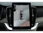 Volvo XC90 T8 Plug-in hybrid AWD Ultra Dark | Panoramadak | Luchtvering | Head-up display | 360 graden camera | Verwarmbare voorstoelen+achterbank+stuurwiel | Premium audio by Bowers&Wilkins | 7 zits | 21 inch Lichtmetalen velgen |