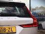 Volvo V60 2.0 B3 R-Design | Pano | Harman/Kardon | HUD | 4-zone Clima | Memory | 360 cam | Haak |