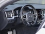 Volvo V60 2.0 B3 R-Design | Pano | Harman/Kardon | HUD | 4-zone Clima | Memory | 360 cam | Haak |