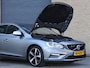 Volvo V60 2.0 T4 Business Sport R-design | ACC | Intellisafe Pro Line | Automaat | Haak |