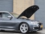 BMW 3-Serie Touring 320i M Sport Automaat | ACC | HUD | Haak | Leder | Org. NL | High Executive |