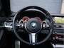 BMW 5-Serie Touring M550d xDrive M Sport | HUD | ACC | Harman/Kardon | Softclose | Pano | Comfortstoelen |
