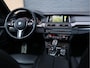 BMW 5-Serie Touring M550d xDrive M Sport | HUD | ACC | Harman/Kardon | Softclose | Pano | Comfortstoelen |