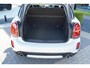 MINI Countryman 2.0 Cooper S Chili | Panoramisch schuif/kanteldak | Trekhaak | Afneembare trekhaak | Led verlichting | Stoelverwarming | Sfeerverlichting | Climate Control |