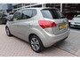 Kia Venga 1.6 CVVT ExecutiveLine Automaat. Panoramadak, navigatie, dealeronderhouden!