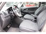 Kia Venga 1.6 CVVT ExecutiveLine Automaat. Panoramadak, navigatie, dealeronderhouden!