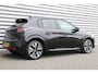 Peugeot e-208 EV 136PK GT PACK AUTOMAAT / NAVI / LEDER / CLIMA / PDC / 17" LMV / CAMERA / ALCANTARA / PANO. DAK / KEYLESS / I-COCKPIT / FULL-LED / 1E EIGENAAR !!
