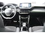 Peugeot e-208 EV 136PK GT PACK AUTOMAAT / NAVI / LEDER / CLIMA / PDC / 17" LMV / CAMERA / ALCANTARA / PANO. DAK / KEYLESS / I-COCKPIT / FULL-LED / 1E EIGENAAR !!