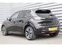 Peugeot e-208 EV 136PK GT PACK AUTOMAAT / NAVI / LEDER / CLIMA / PDC / 17" LMV / CAMERA / ALCANTARA / PANO. DAK / KEYLESS / I-COCKPIT / FULL-LED / 1E EIGENAAR !!