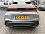 Toyota C-HR / C-HR+ 1.8 HYBRID FIRST-EDITION STOEL/STUURVERW PARK-SENSOREN ELEK-ACHTERKLEP BLIND-SPOT AD-CRUISE APPLE/ANDROID DRAADLOOS-LADEN LM-VELGEN DAB+ CAMERA