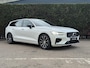 Volvo V60 T6 Plug-in hybrid AWD Plus Dark | All season | Trekhaak | H&K Audio | 360 Camera