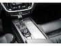 Volvo V60 2.0 T5 R-Design | Polestar Engineered | Panoramisch schuif/kanteldak | 20'' inch lichtmetalen velgen | Stoelverwarming | Liefhebbers auto! | Stoelverwarming | Climate control |