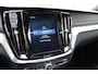 Volvo V60 2.0 T5 R-Design | Polestar Engineered | Panoramisch schuif/kanteldak | 20'' inch lichtmetalen velgen | Stoelverwarming | Liefhebbers auto! | Stoelverwarming | Climate control |