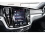Volvo V60 2.0 T5 R-Design | Polestar Engineered | Panoramisch schuif/kanteldak | 20'' inch lichtmetalen velgen | Stoelverwarming | Liefhebbers auto! | Stoelverwarming | Climate control |