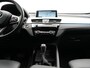 BMW X1 xDrive25e Sportline PHEV 221pk Dealer O.H. | Trekhaak Afn. | Camera | Adaptive LED | Hifi Sound | Sportstoelen Verwarmd | Sfeerverlichting | Apple Carplay | Navigatie | DAB | Cruise Control | Plug In Hybrid |