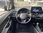 Toyota C-HR / C-HR+ 1.8 Hybrid Bi-Tone / Automaat / Adaptieve Cruise-Control / Stoelverwarming / JBL-Audio / Dodehoek-Detectie / Afneembare-Trekhaak / Keyless / Climate-Control / Radio-Bluetooth / Navi / Camera / PDC V+A / 18'' LMV / All-Season / ENZ.