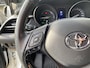 Toyota C-HR / C-HR+ 1.8 Hybrid Bi-Tone / Automaat / Adaptieve Cruise-Control / Stoelverwarming / JBL-Audio / Dodehoek-Detectie / Afneembare-Trekhaak / Keyless / Climate-Control / Radio-Bluetooth / Navi / Camera / PDC V+A / 18'' LMV / All-Season / ENZ.