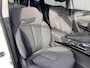 Renault Kadjar 1.2 TCe Limited 130 pk AUT. | navigatie | trekhaak | cruise control | parelmoer wit | all season banden