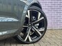 Volvo XC60 T8 Plug-in hybrid AWD Ultra Dark Executive Edition | Luchtvering | 22" | Gelamineerd Glas | Bowers & Wilkins | Stoelmassage & Ventilatie | MY '27 |