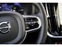 Volvo V60 2.0 T6 Plug-in hybrid AWD Ultra Dark | Panoramadak | Head Up Display | Donker Glas | Sportstoelen | Power Seats | Harman Kardon |