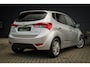 Hyundai ix20 1.6i GO! | Cruise | Clima | Navi | PDC met camera | Metalic | Elektr. ramen |