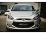 Hyundai ix20 1.6i GO! | Cruise | Clima | Navi | PDC met camera | Metalic | Elektr. ramen |