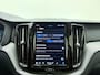 Volvo XC60 T8 Plug-in hybrid AWD Ultra Dark | 360 | Trekhaak | Luchtvering | Stoel & Stuur verwarming | H&K Audio |