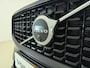 Volvo XC60 T8 Plug-in hybrid AWD Ultra Dark | 360 | Trekhaak | Luchtvering | Stoel & Stuur verwarming | H&K Audio |