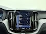 Volvo XC60 T8 Plug-in hybrid AWD Ultra Dark | 360 | Trekhaak | Luchtvering | Stoel & Stuur verwarming | H&K Audio |