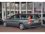 Volvo V70 2.5 R | Schuif-kanteldak | Memory seats | Leer | Stoelverwarming | LPG | BTW auto | prijs inclusief BTW LPG installatie met smering schuif kantel dak
