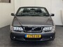 Volvo C70 2.0 T PRESTIGE CONVERTIBLE AUTOMAAT NIEUWSTAAT !!! CLIMATE CONTROL STOELVERWARMING ELEKTRISCHE KAP BLUETOOTH TELEFOON MEDIA VOORBEREIDING ACHTERUITRIJCAMERA PDC !! Brgl