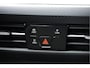Volkswagen Golf 1.0 eTSI Automaat! 5drs Life Business BJ2021 Lmv 16" | Led V+A | Pdc | Achteruitrijcamera | App-Connect | Navi | Virtual cockpit | Dashboard verlichting | Climate control | Cruise control | Verwarmd stuur | Verwarmde voorstoelen | Extra getint glas