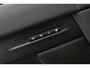 Land Rover Range Rover Evoque P270e PHEV Dynamic SE | Schuif/kanteldak | Black Pack | Cold Climate Pack | Meridian | 360 Camera | 20 Inch