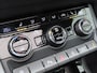 Skoda Karoq 1.5 TSI ACT Sportline Business DSG | pano dak | trekhaak wegklapbaar | canton soundsystem | verwarmbare voorruit |