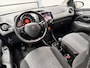 Peugeot 108 5-deurs Allure 1.0 e-VTi 72pk | CLIMA | LM-VELGEN | CAMERA | APPLE CARPLAY / ANDROID AUTO | KEYLESS | ISOFIX |