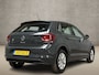 Volkswagen Polo 1.0 TSI Sportline Automaat (APPLE CARPLAY, GROOT NAVI, ADAPTIVE CRUISE, LM VELGEN, SPORTSTOELEN, PARKEERSENSOREN, ARMSTEUN, NIEUWSTAAT)